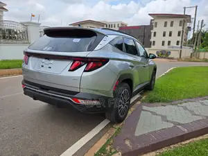 Hyundai Tucson SE 2023 Silver