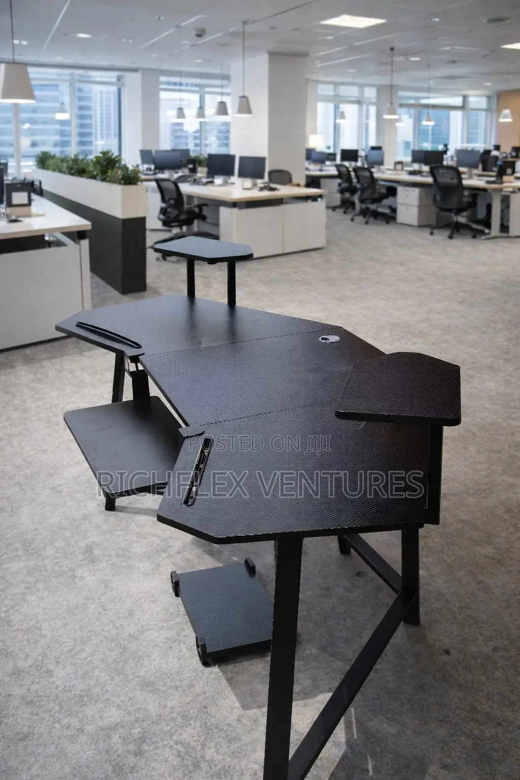 Super Extra Large Desks With Keyboard Tray