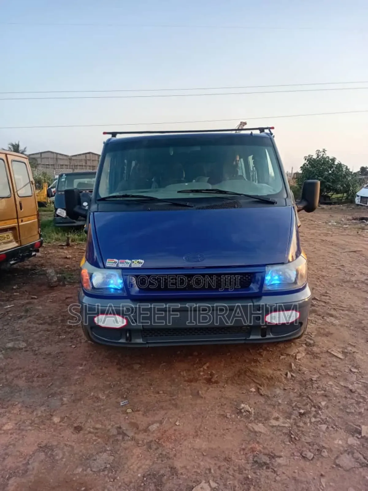 Ford Transit 2022 Blue