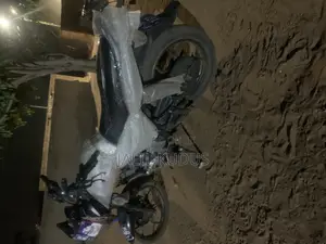 Bajaj Discover 125 2020 Black