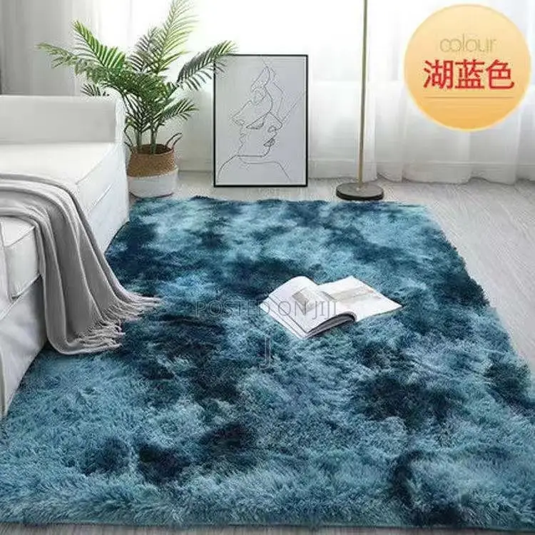 Fluffy Center Carpets