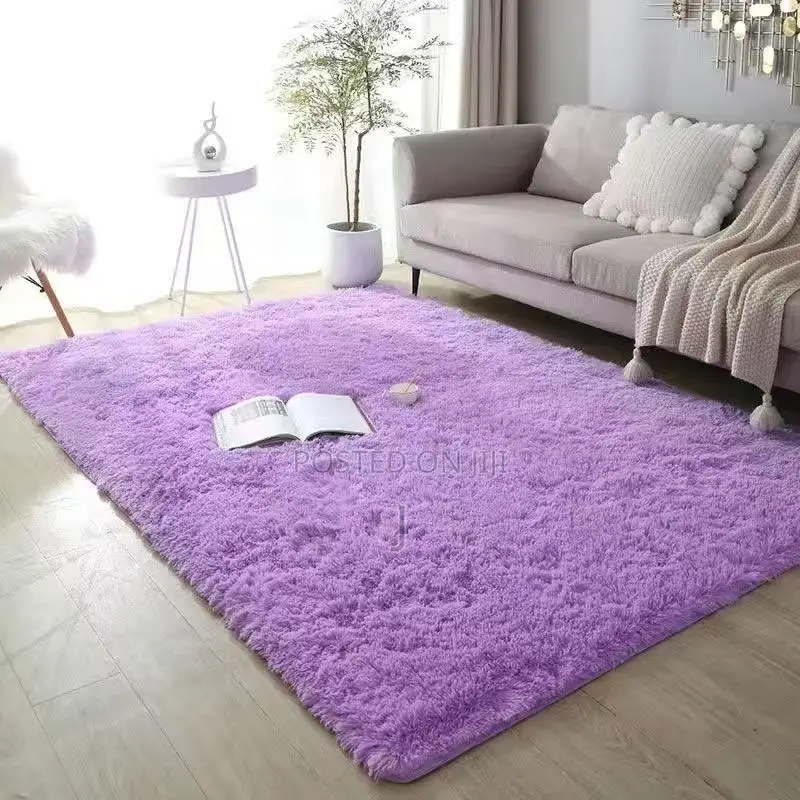 Fluffy Center Carpets
