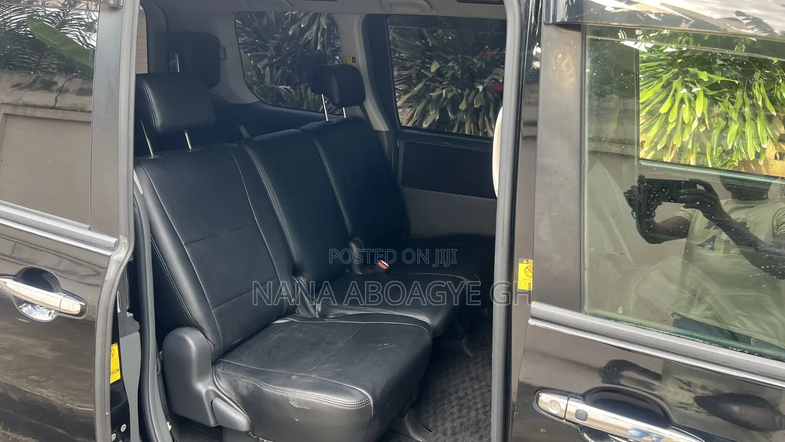 Toyota Voxy 2010 Black