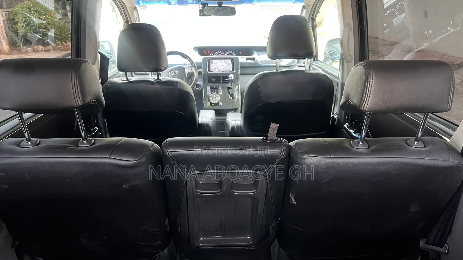 Toyota Voxy 2010 Black
