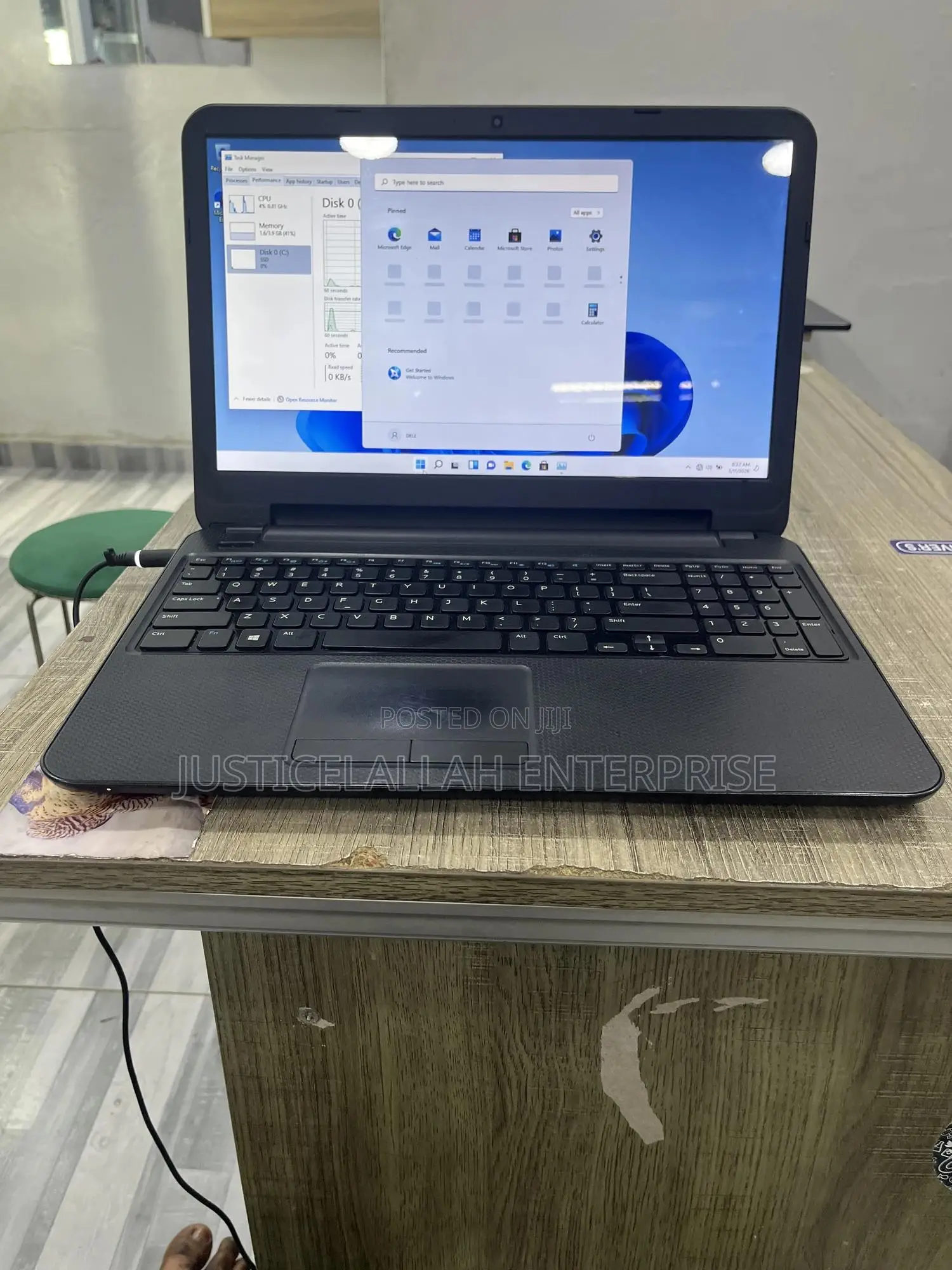 Laptop Dell Inspiron 15 3531 4GB Intel SSD 128GB
