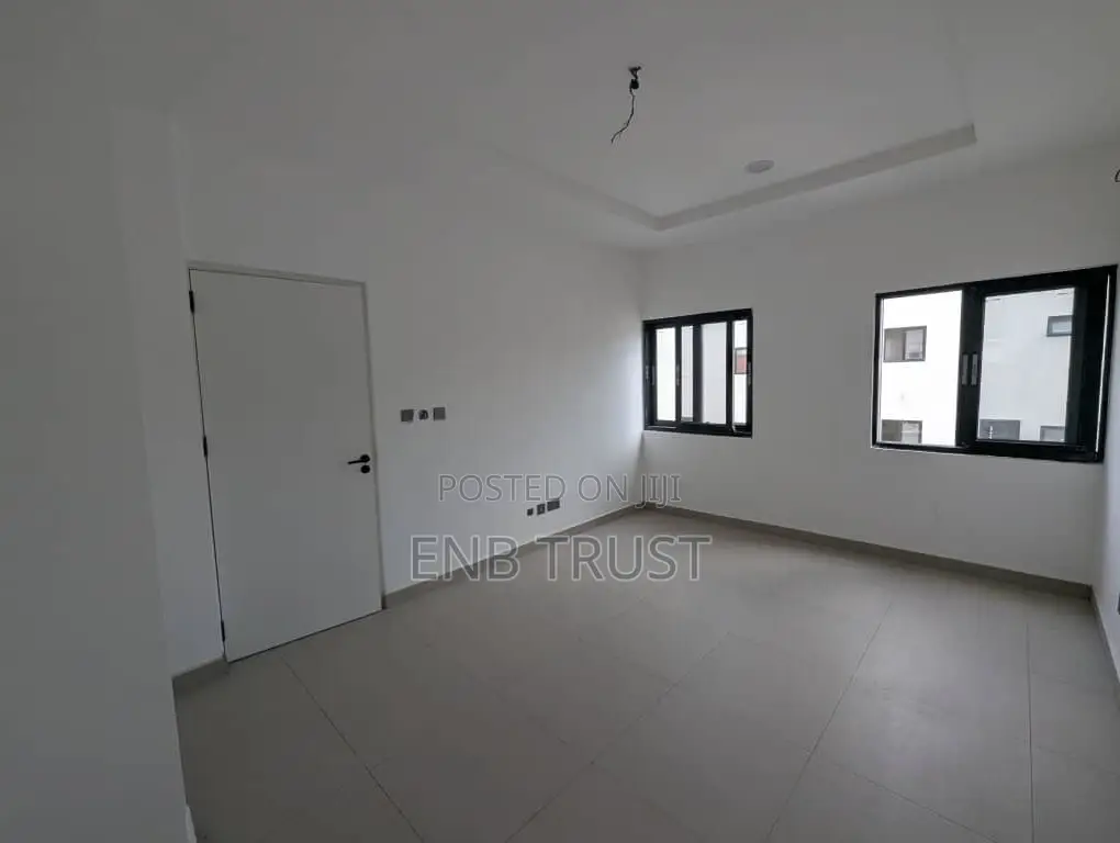 3bdrm Duplex in Cfc Estate for sale