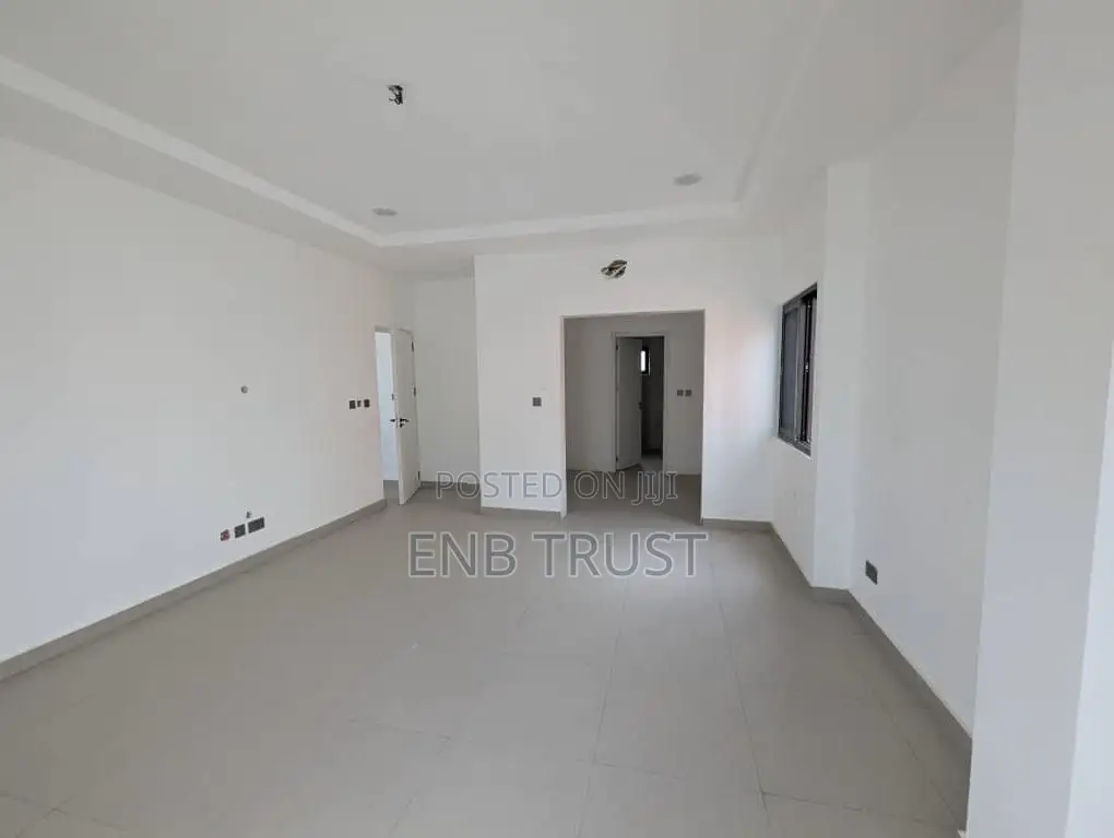 3bdrm Duplex in Cfc Estate for sale