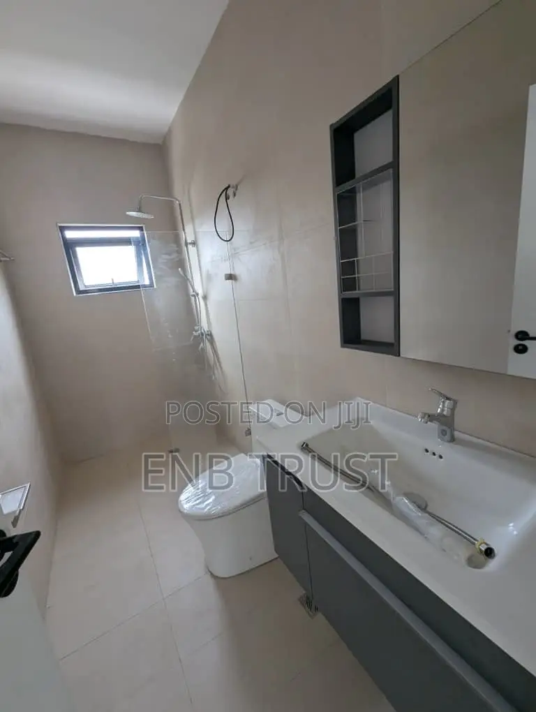3bdrm Duplex in Cfc Estate for sale