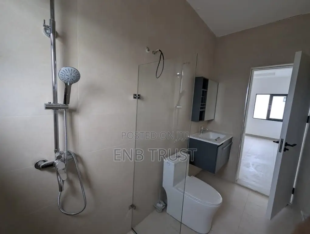 3bdrm Duplex in Cfc Estate for sale