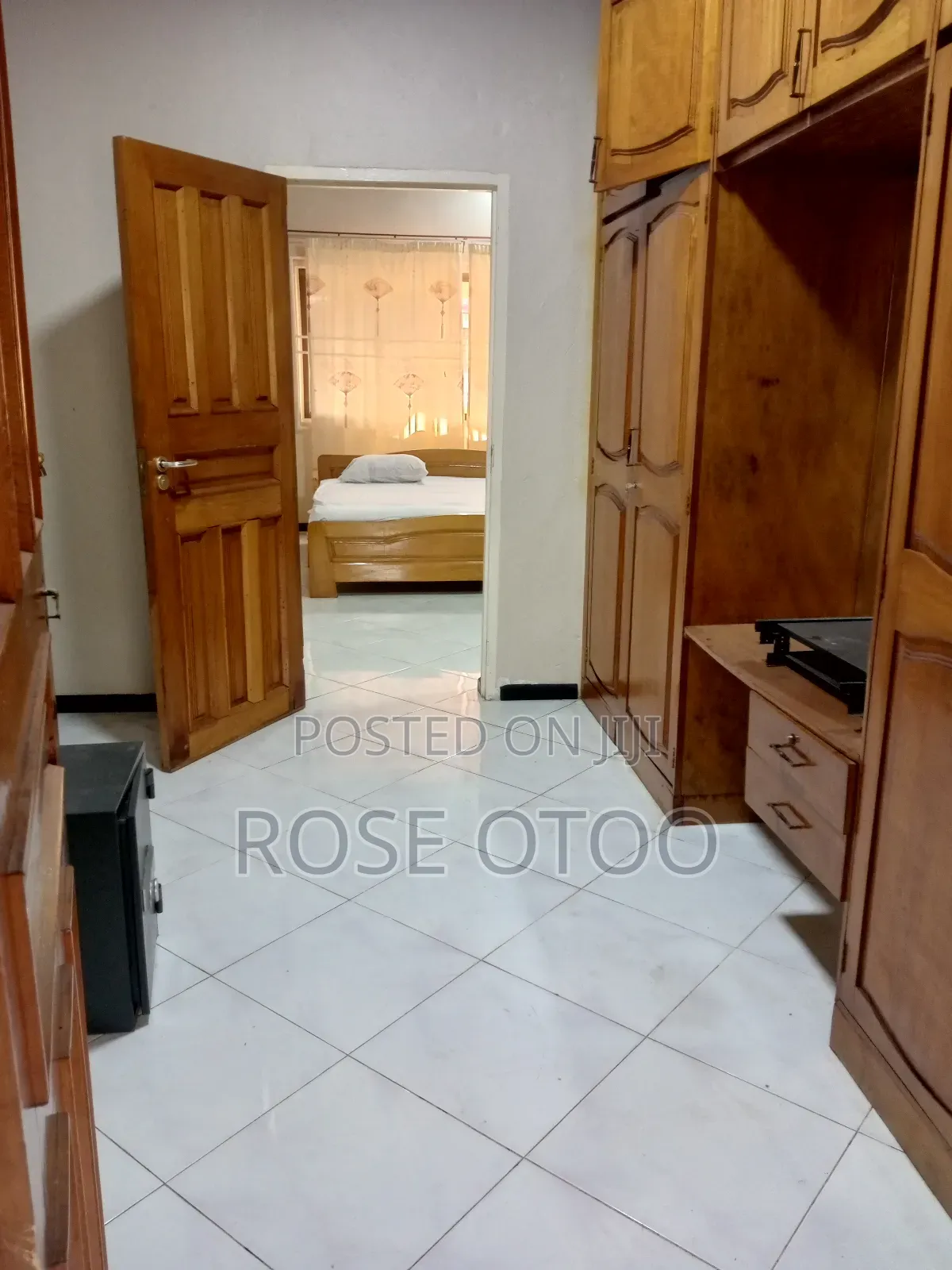 Executive Rooms to Let, Daily-Weekly. Promotion Price