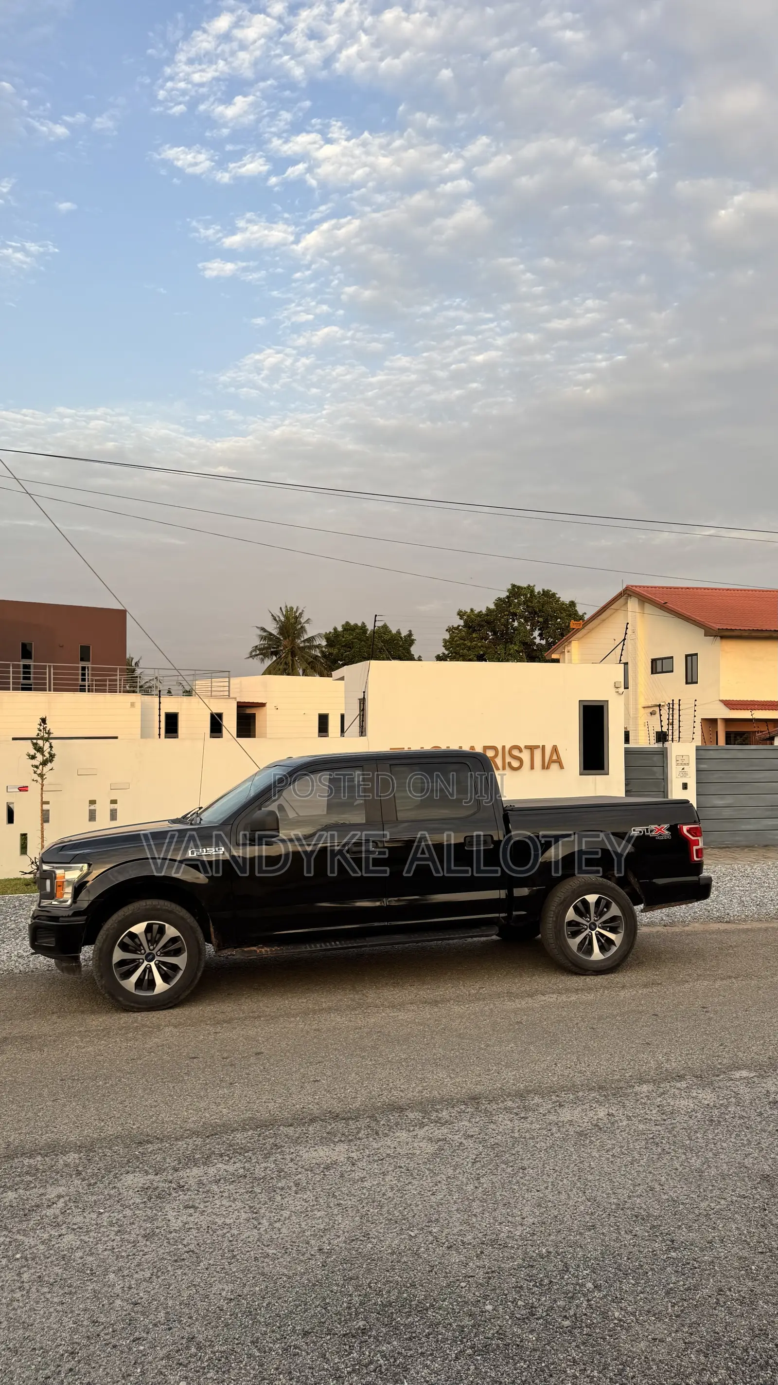 Ford F-150 XL 4x2 SuperCrew Cab Styleside 5.5 ft. box 145 in. WB 2019
