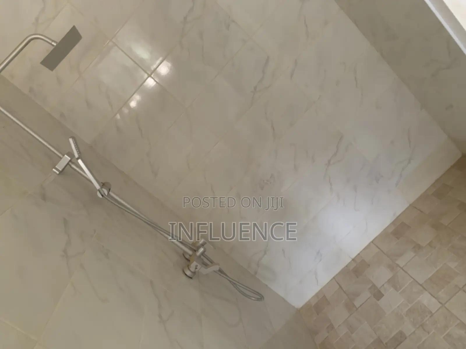 3bdrm Apartment in Adenta, East Legon for rent