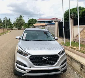 Hyundai Tucson 2018 Silver