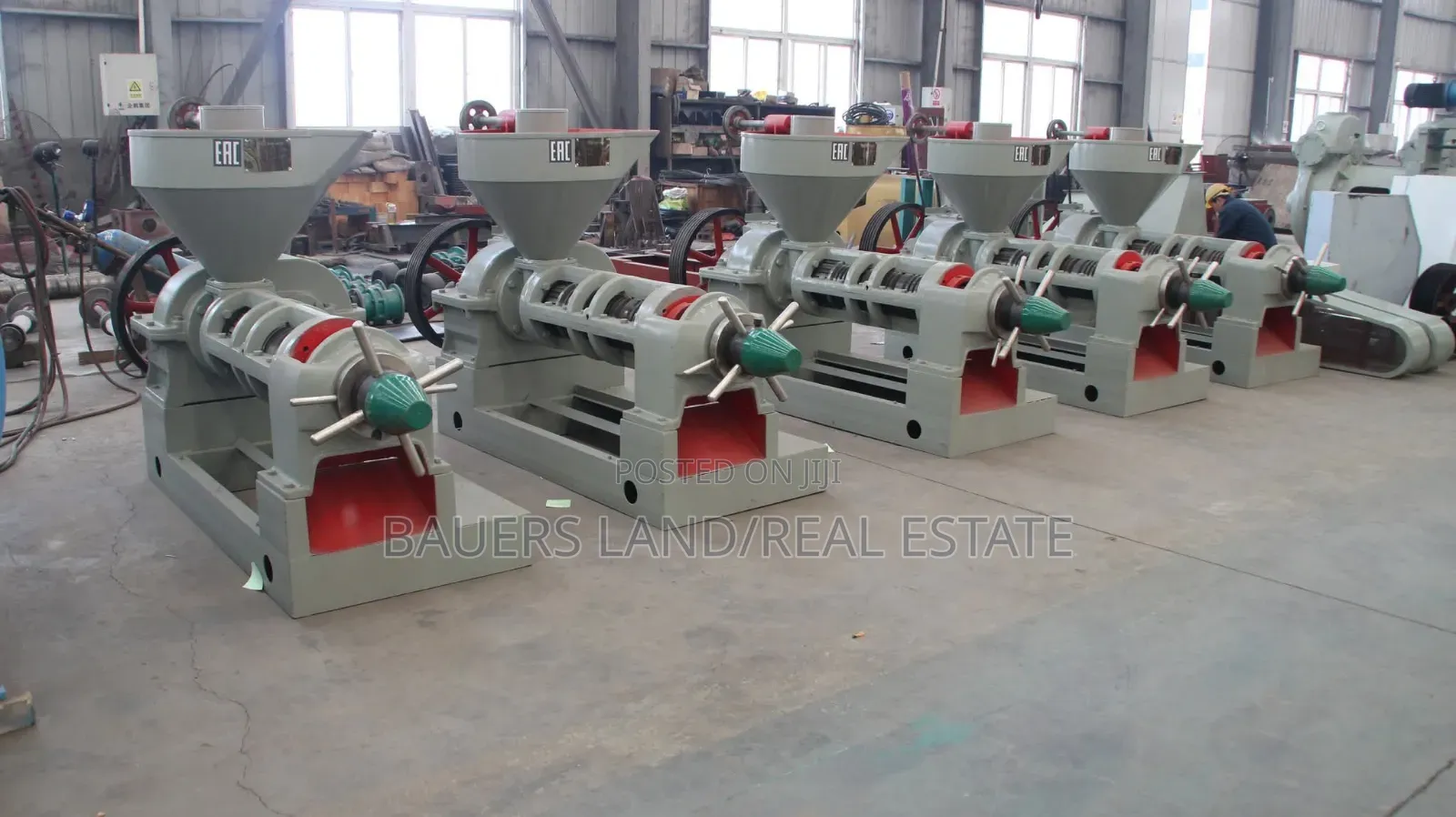 Palm Kernel Press Machine/Palm Oil Extractor/Shea Extractor Available