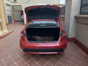 Toyota Corolla LE 2020 Red