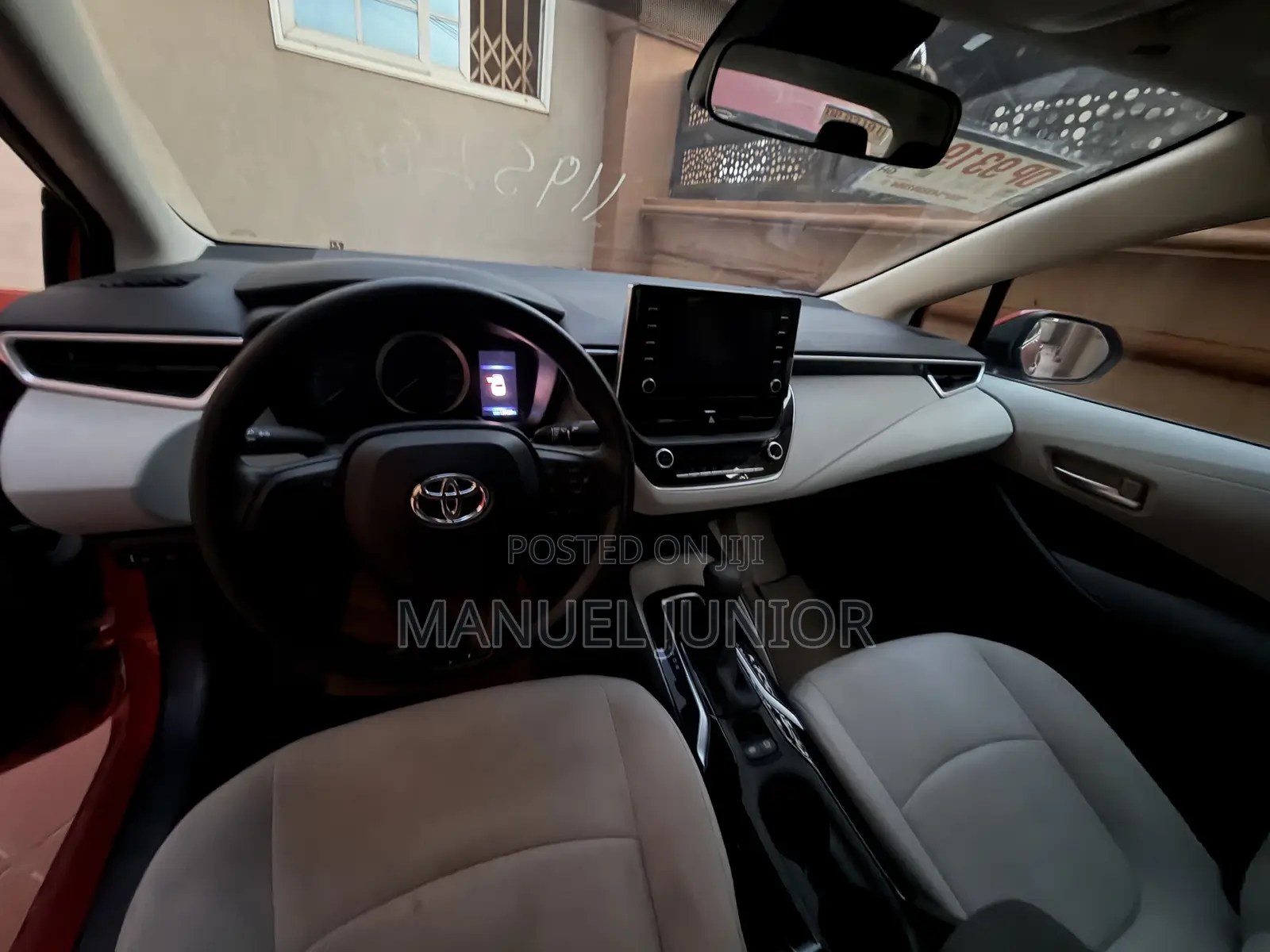 Toyota Corolla LE 2020 Red