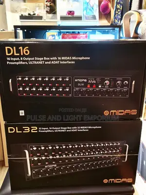 Midas Dl16 16-input / 8-output Stage Box