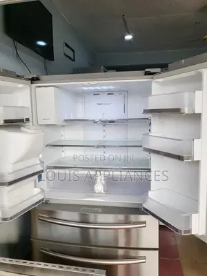 Strong And Neat Samsung French Door Fridge. 510l Inverter