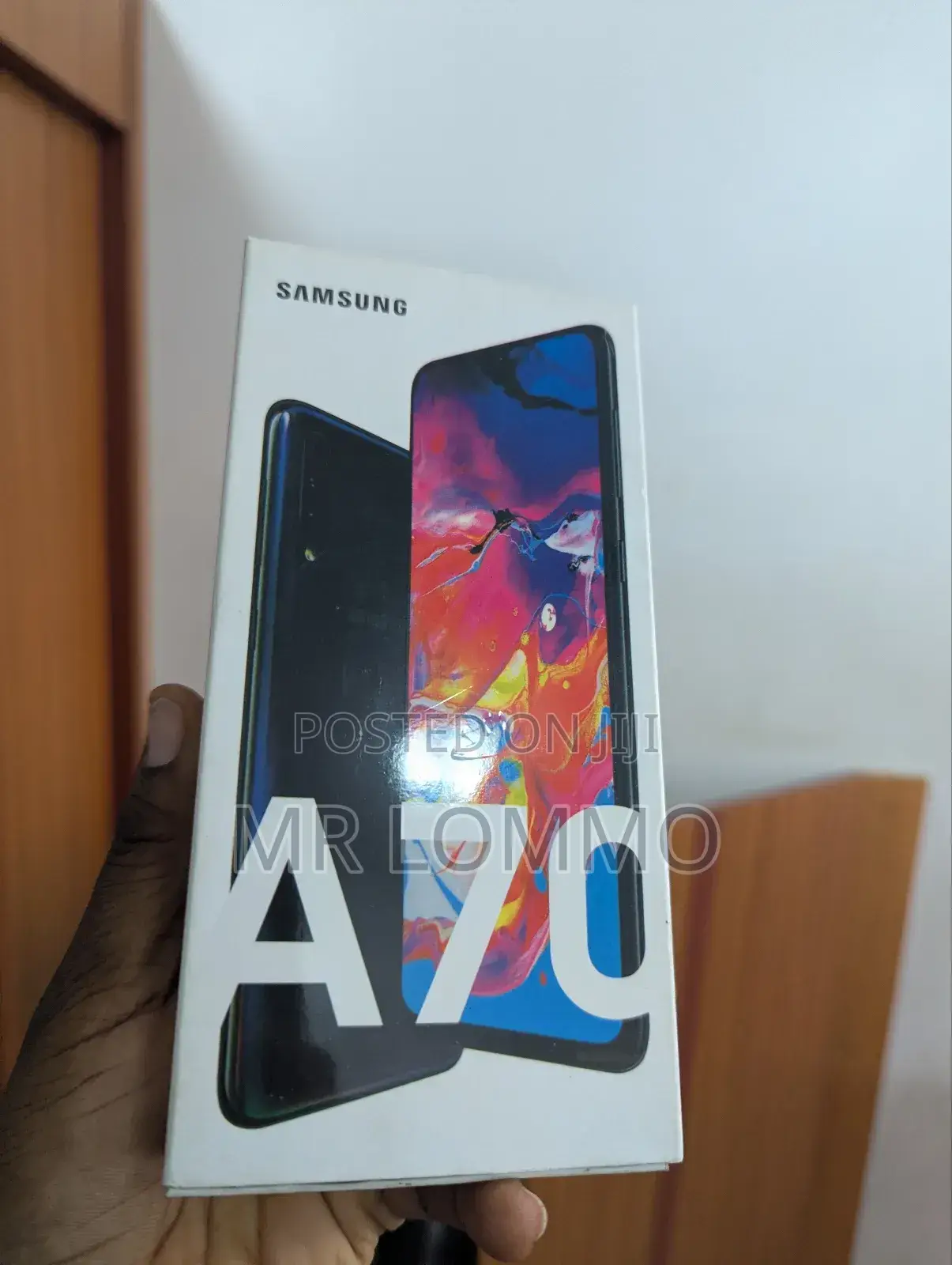 New Samsung Galaxy A70 128 GB Black