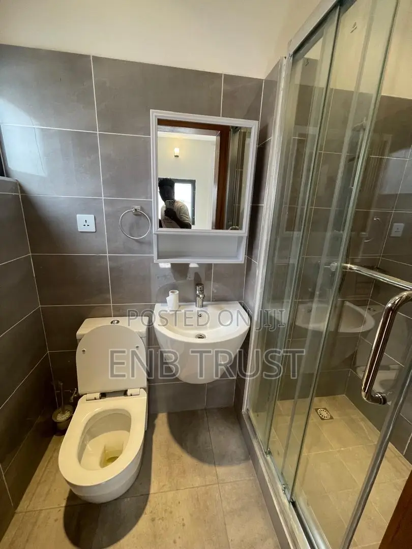 4bdrm Duplex in Pantang, Barrier for sale