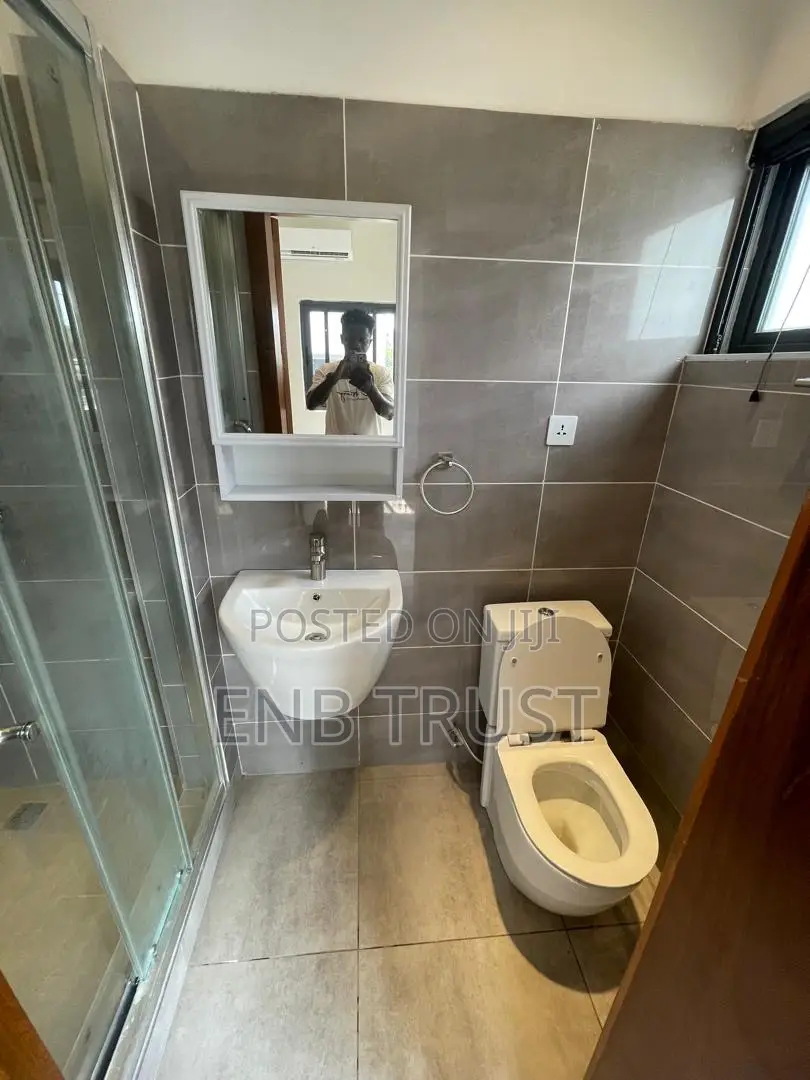 4bdrm Duplex in Pantang, Barrier for sale