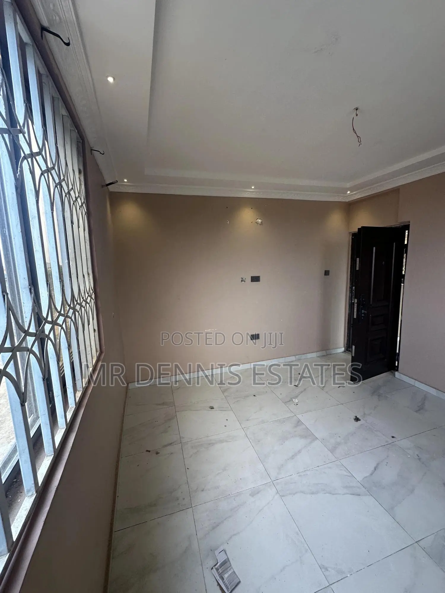 1bdrm Apartment in Westhills Mall for rent