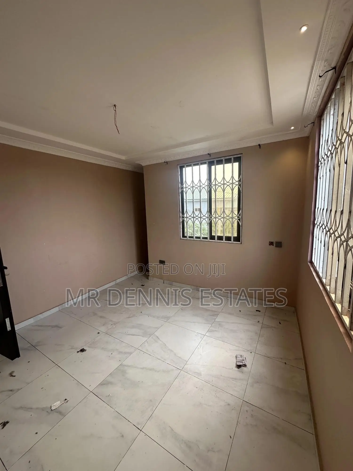 1bdrm Apartment in Westhills Mall for rent