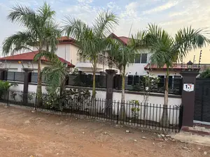 Furnished 5bdrm Mansion in Oyibi, Valley View Area for sale