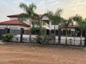 Furnished 5bdrm Mansion in Oyibi, Valley View Area for sale