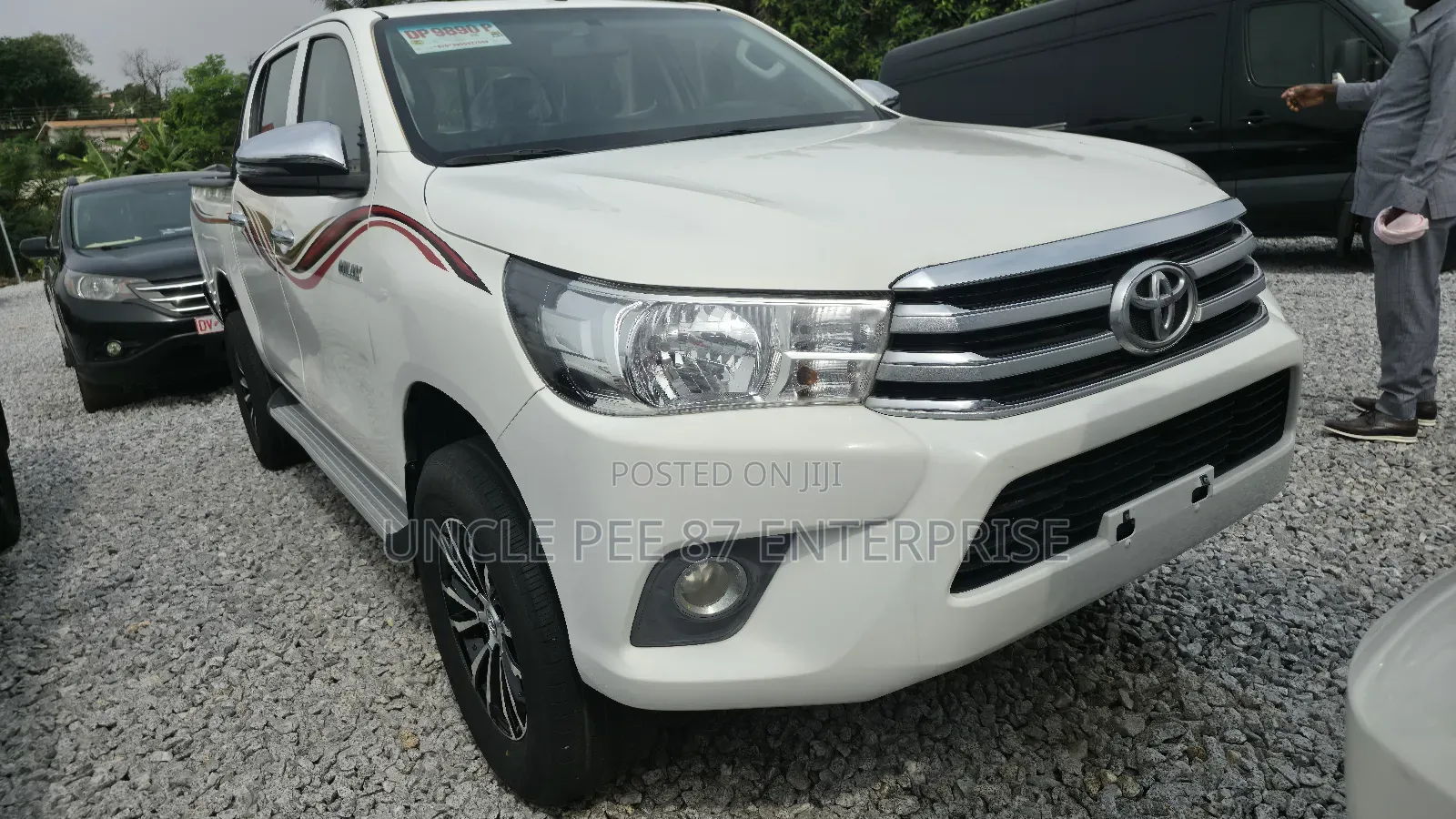 Toyota Hilux Revo Double Cab Petrol 2.7 AWD 2021 White