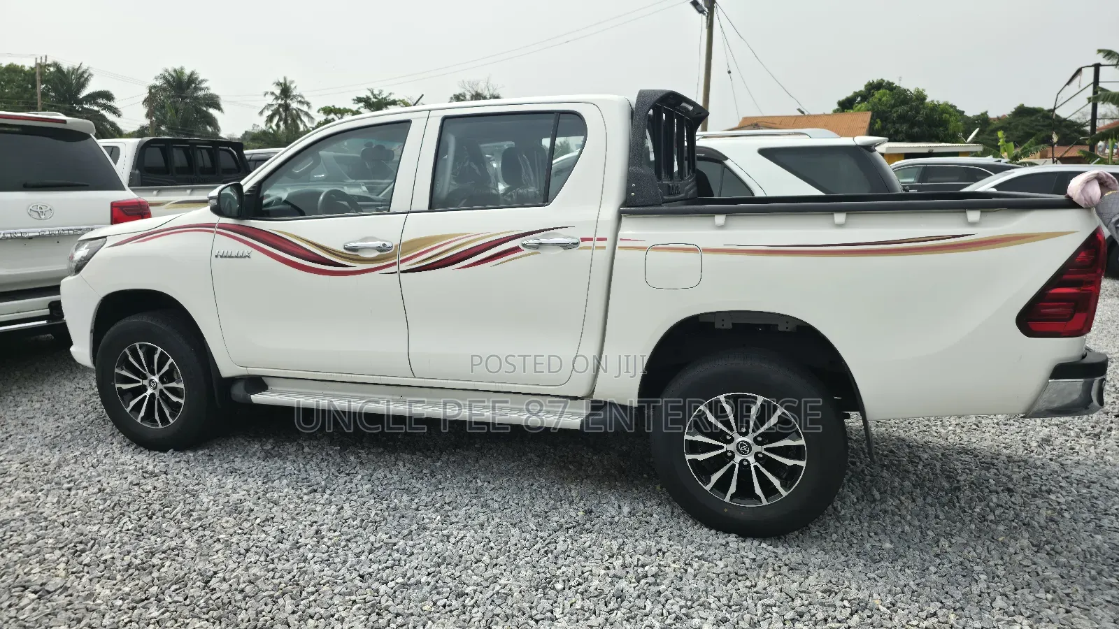 Toyota Hilux Revo Double Cab Petrol 2.7 AWD 2021 White