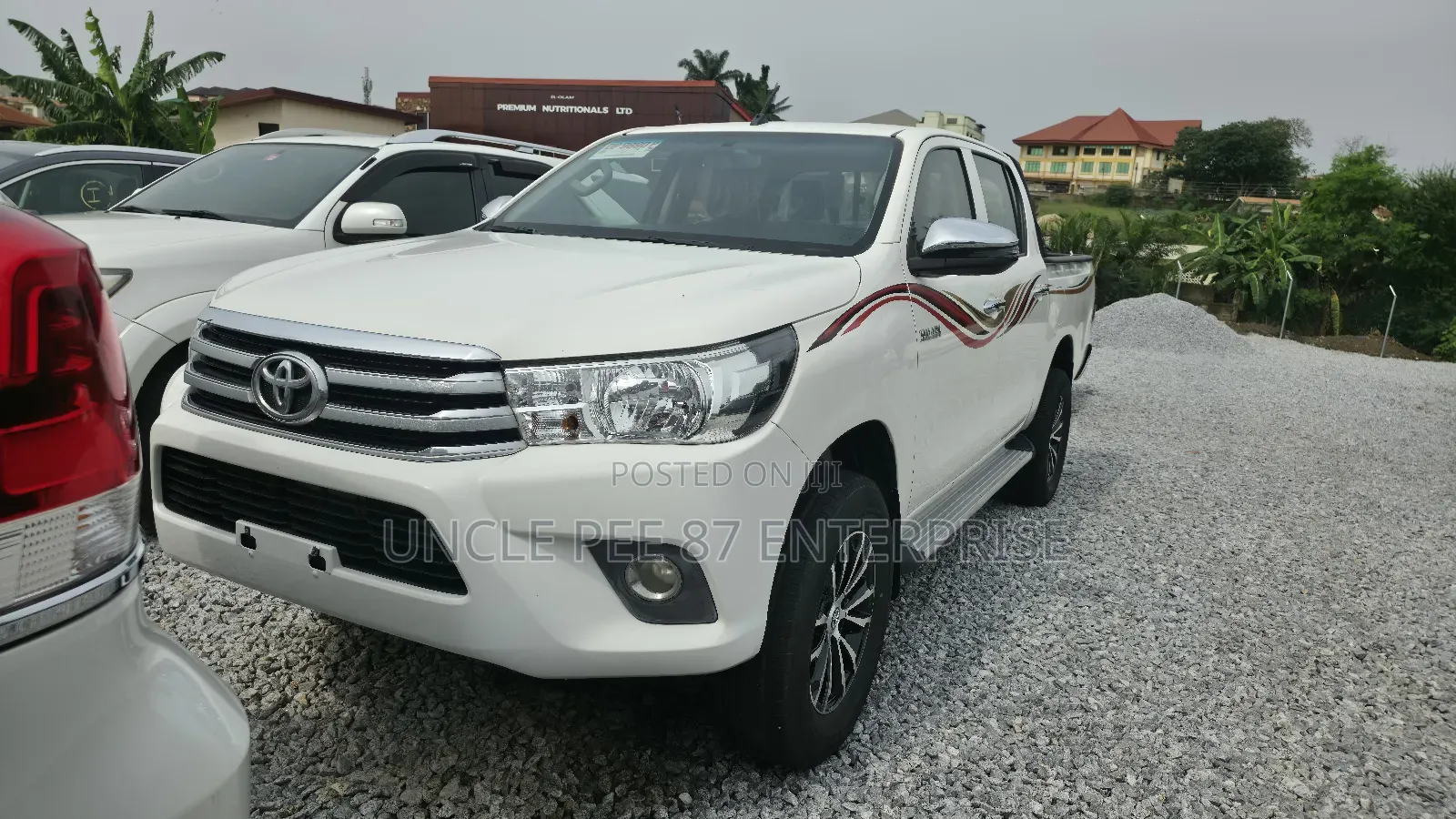 Toyota Hilux Revo Double Cab Petrol 2.7 AWD 2021 White