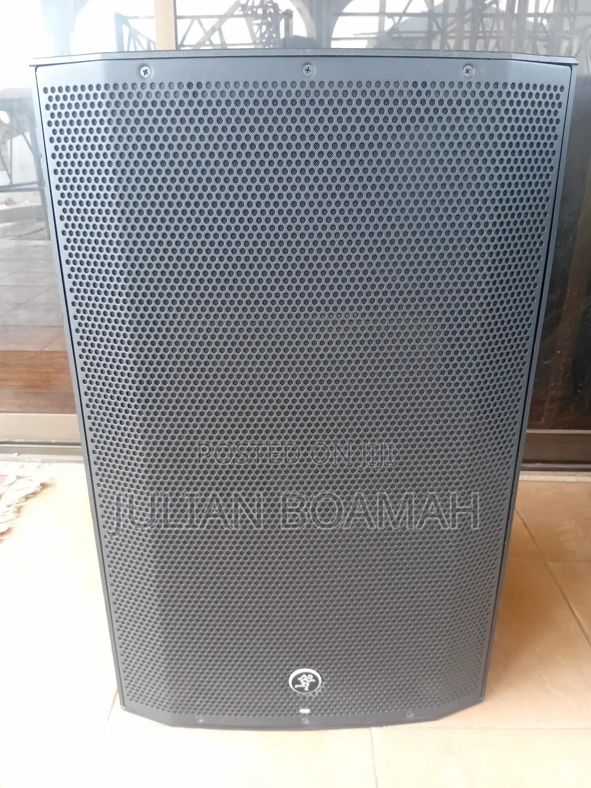 Mackie Active Thump 15a Peaker.