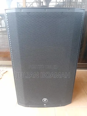 Mackie Active Thump 15a Peaker.