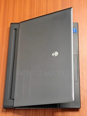 Laptop Dell Alienware M16 r1 32GB Intel Core i7 SSD 1T