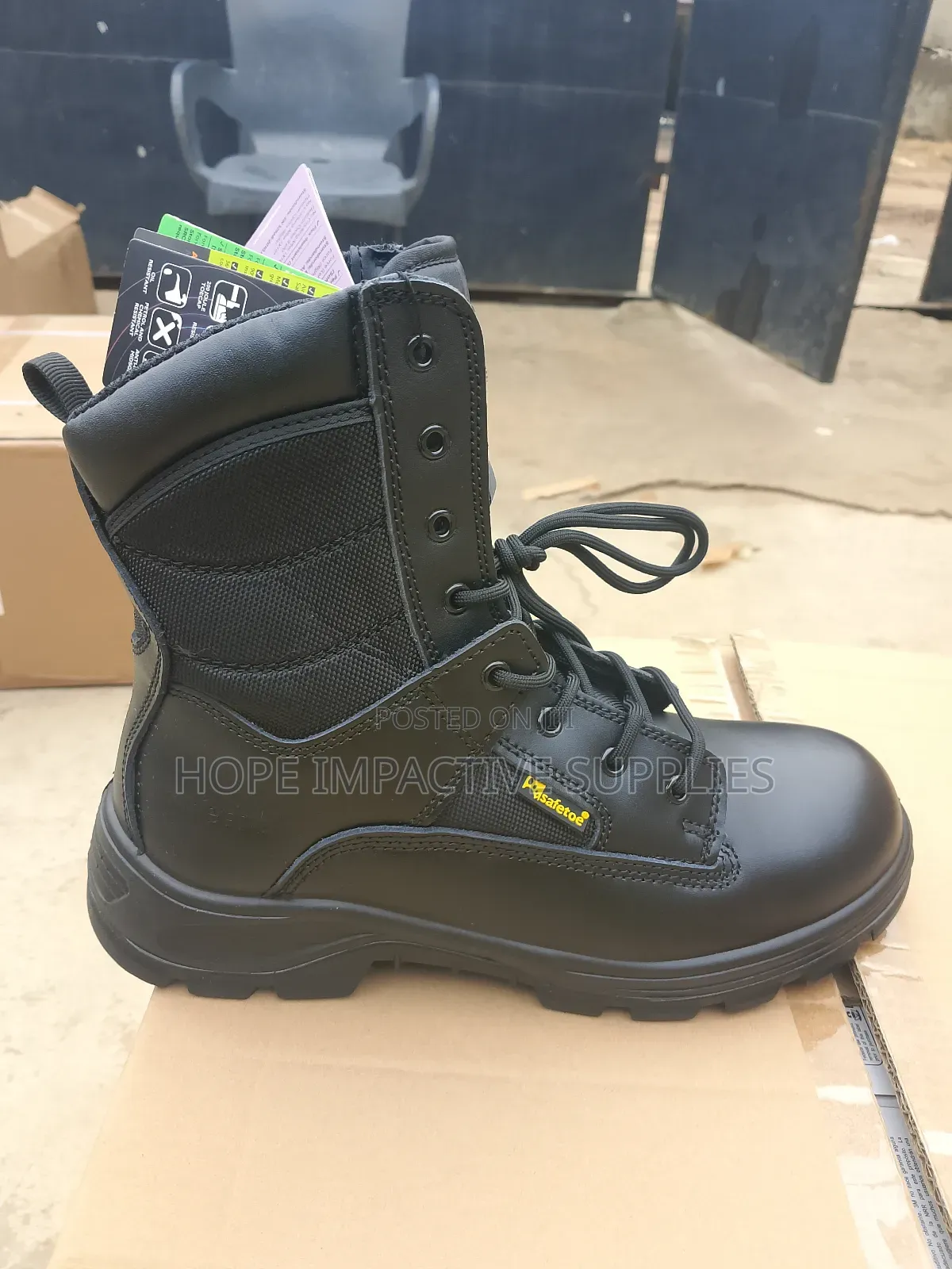Safetoe Safety Military Desert Leather Boots.