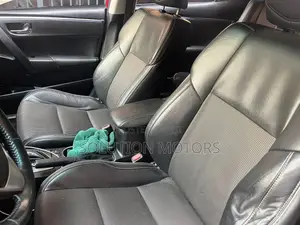 Toyota Corolla 2016 Red