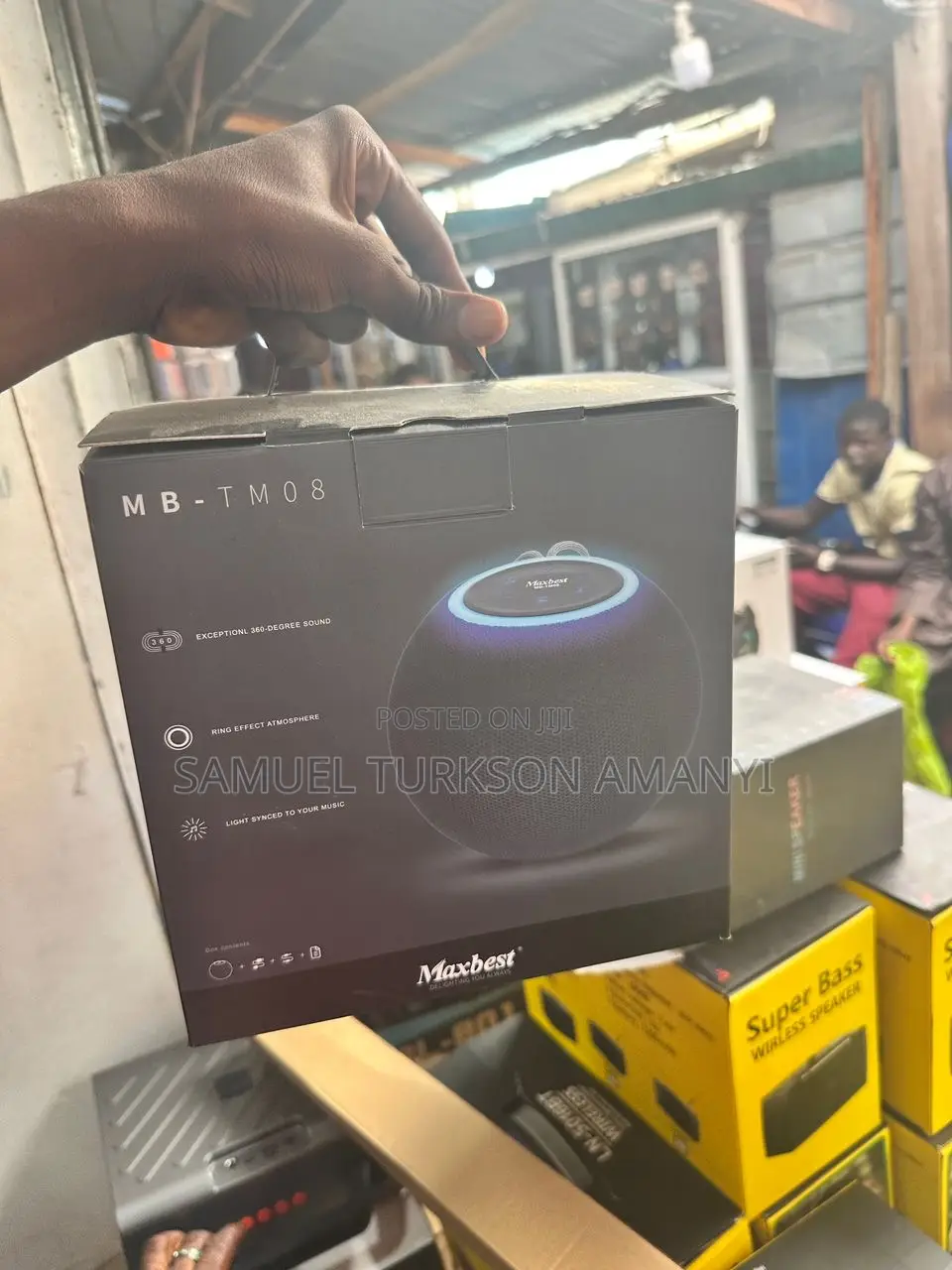 Maxbest Mb-Tm08 Portable Bluetooth Speaker.