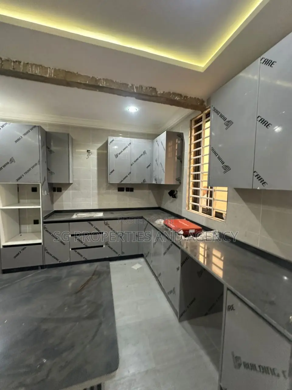 4bdrm House in Batsonaa, Baatsona Total for sale