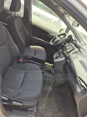 Toyota Wish 2014 Silver