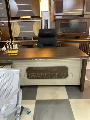 Modern and Well Grounded 1.6m Office Table