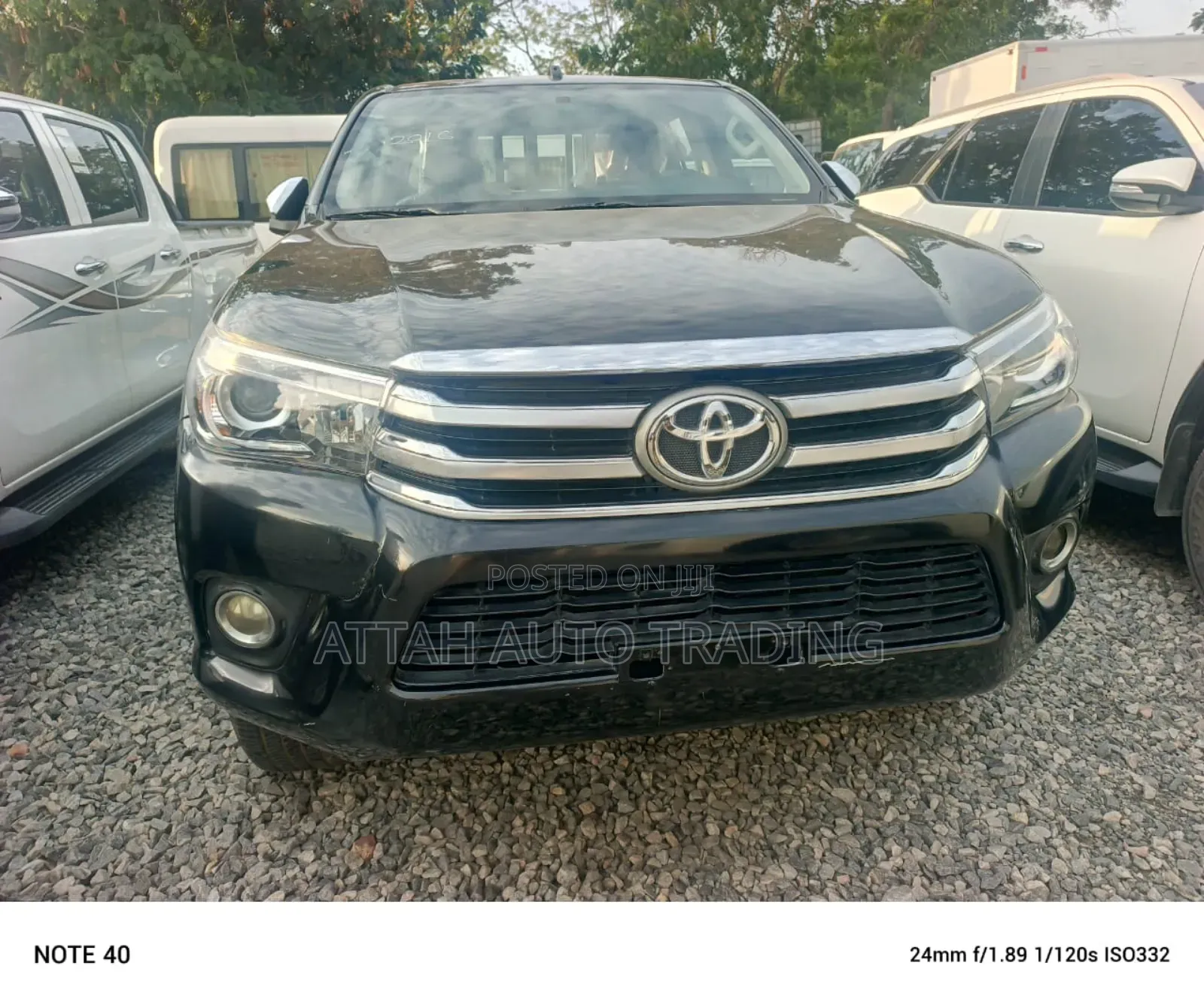 Toyota Hilux 2016 Black