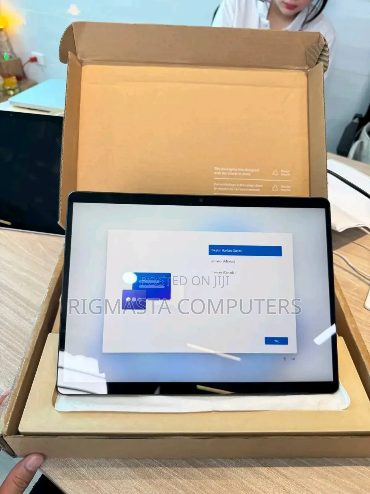 New Laptop Microsoft Surface Pro 8 16GB Intel Core I7 SSD 256GB