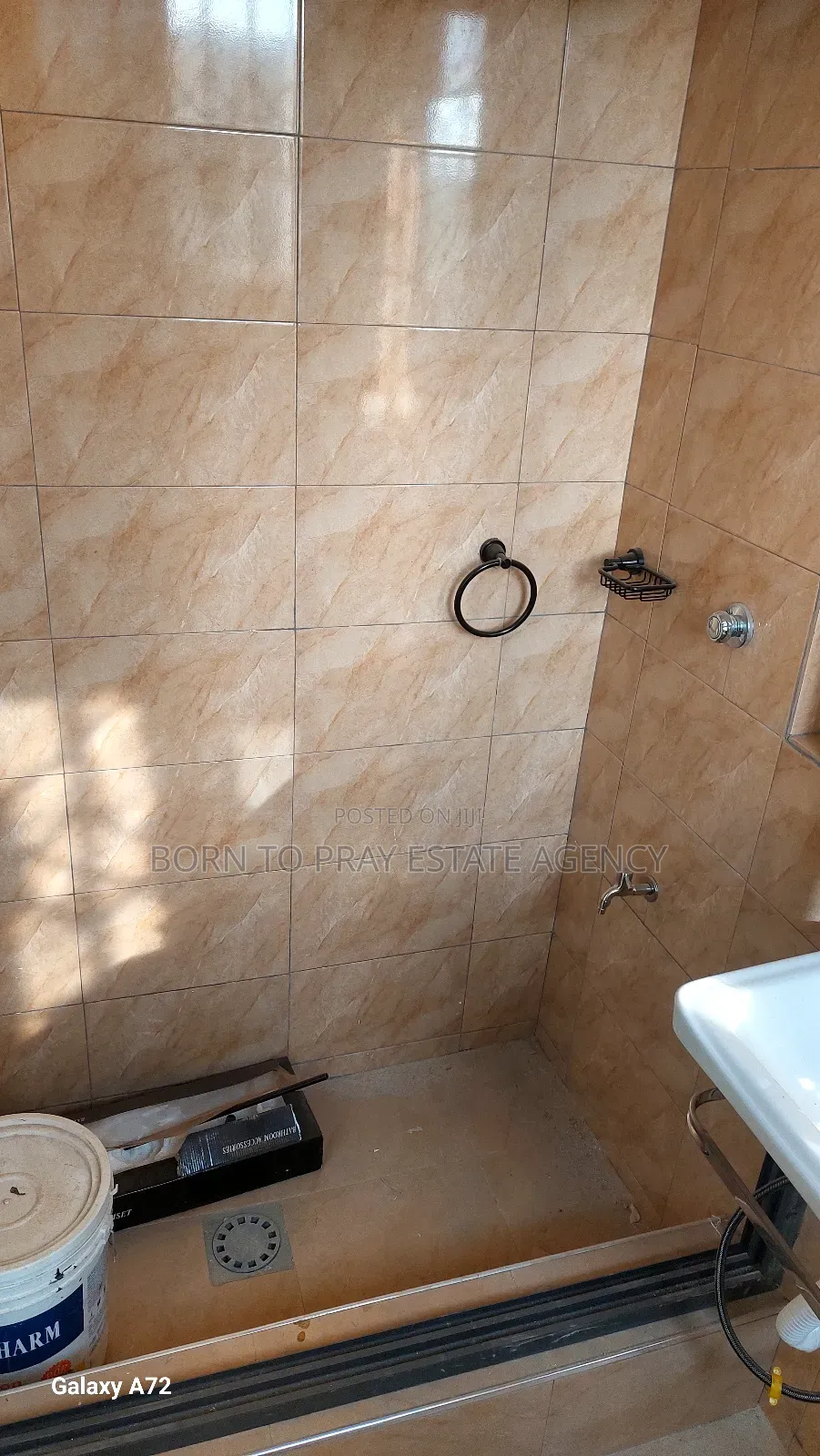 2bdrm Apartment in Born To Pray Estate, Ejisu-Juaben Municipal for rent