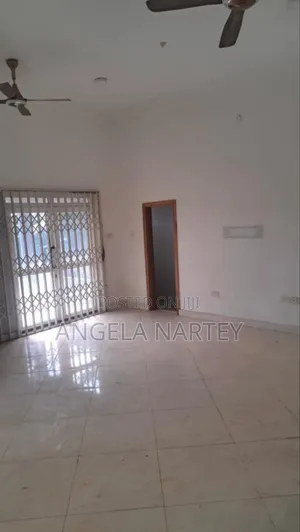 3bdrm House in Kwabenya for sale