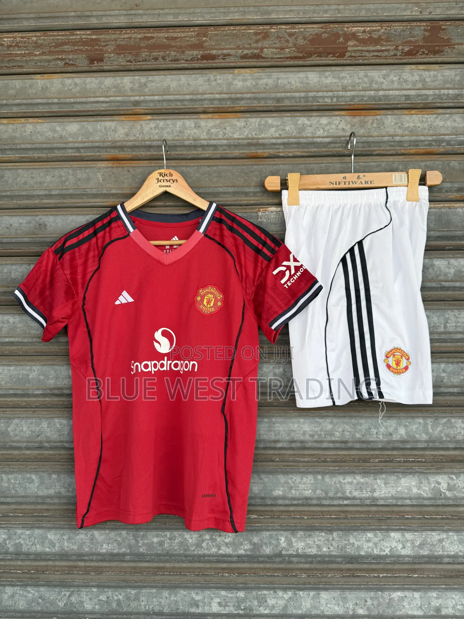 Manchester United Kids Jersey _ Manchester United 2025/2026 Children
