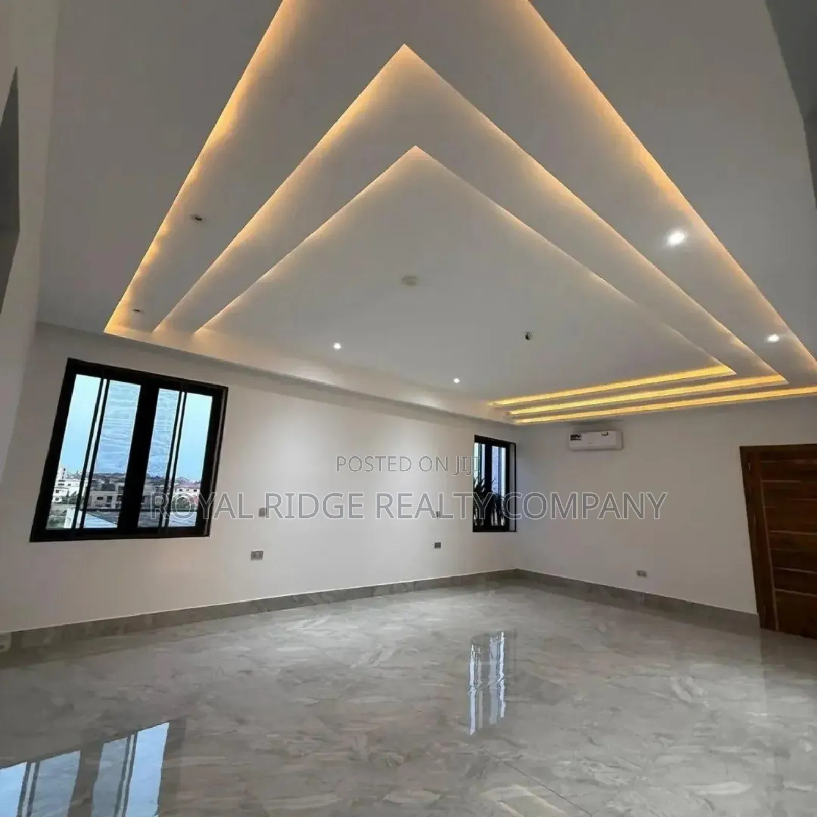 Furnished 4bdrm Duplex in Lakeside Estate, Accra Metropolitan for sale