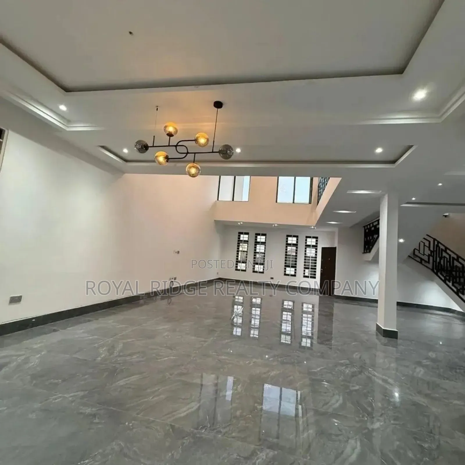 Furnished 4bdrm Duplex in Lakeside Estate, Accra Metropolitan for sale