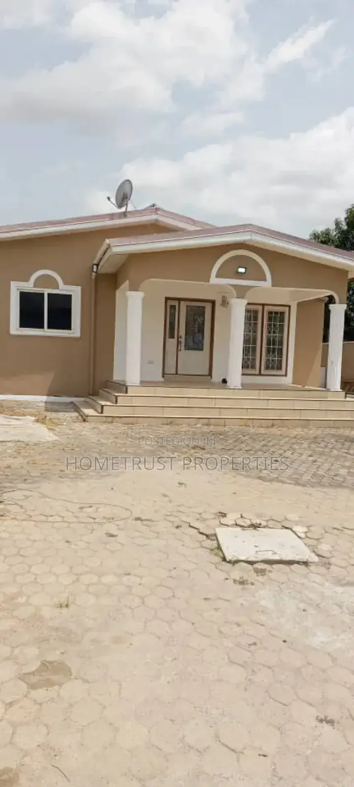 3bdrm House in Hometrust Properties, Amasaman for sale