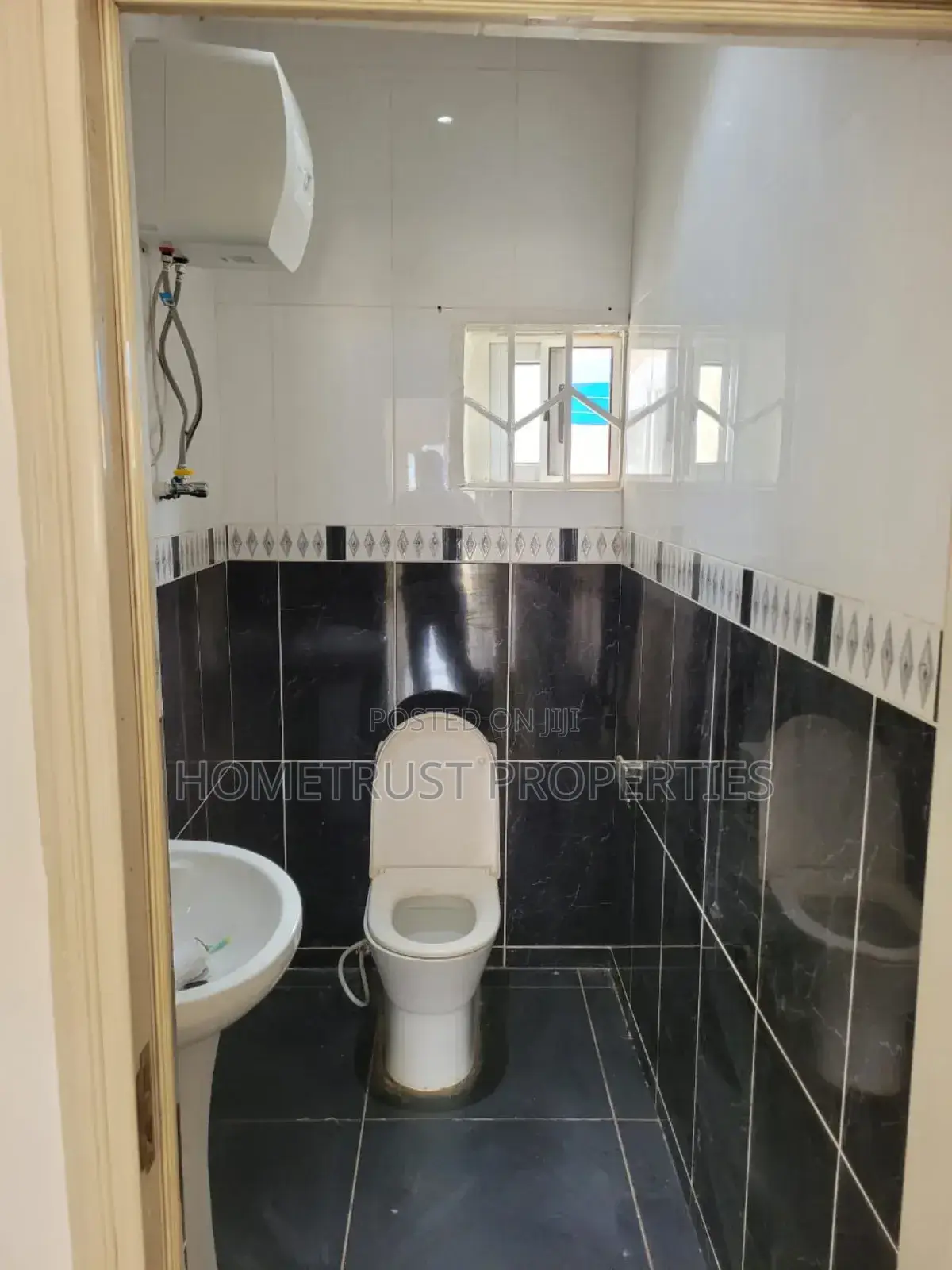 3bdrm House in Hometrust Properties, Amasaman for sale